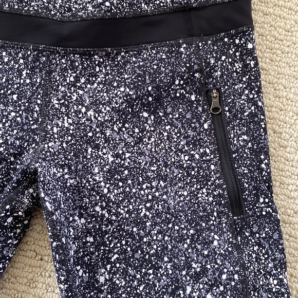 Lululemon Inspire II - Picture 2 of 13